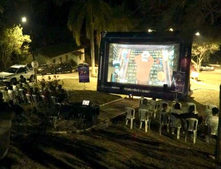 Cinema Itinerante leva cultura e fortalece setor audiovisual em Marilândia, distrito de Itapecerica, em Minas