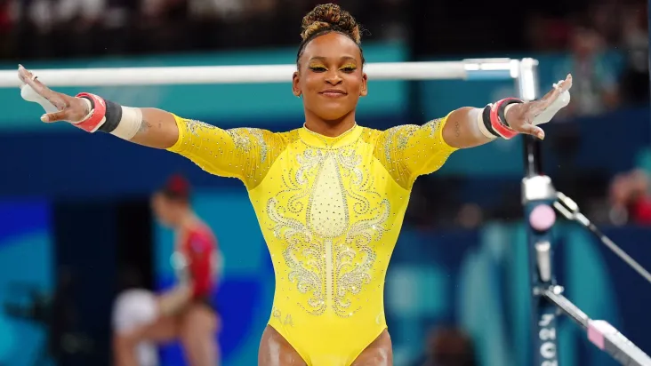 Rebeca Andrade faz história e conquista 2ª prata no individual geral da ginástica artística cnn