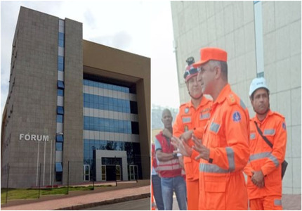 Corpo de Bombeiros realizam simulação de incêndio no Fórum de Divinópolis para reforçar segurança