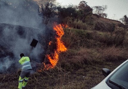 Aumento das queimadas às margens da MG-050 coloca a vida dos motoristas em risco