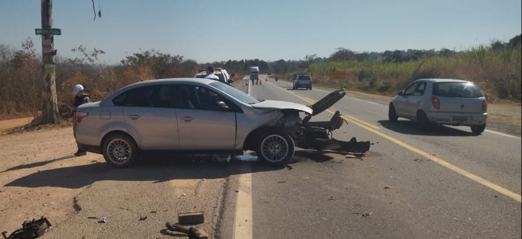 Acidente entre dois carros na BR-494 deixa mulher ferida em Divinópolis WhatsApp Image 2024-09-12 at 10.16.38