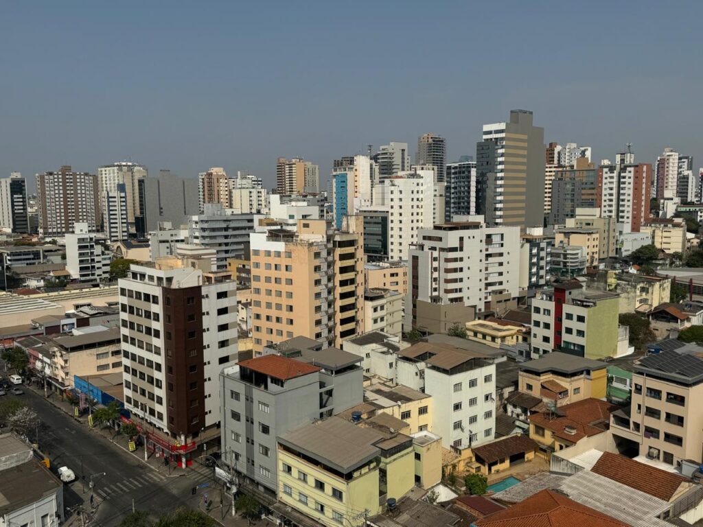 Segundo dia da primavera e Divinópolis tem temperatura de verão; veja previsão para os próximos 15 dias previsão do tempo 2