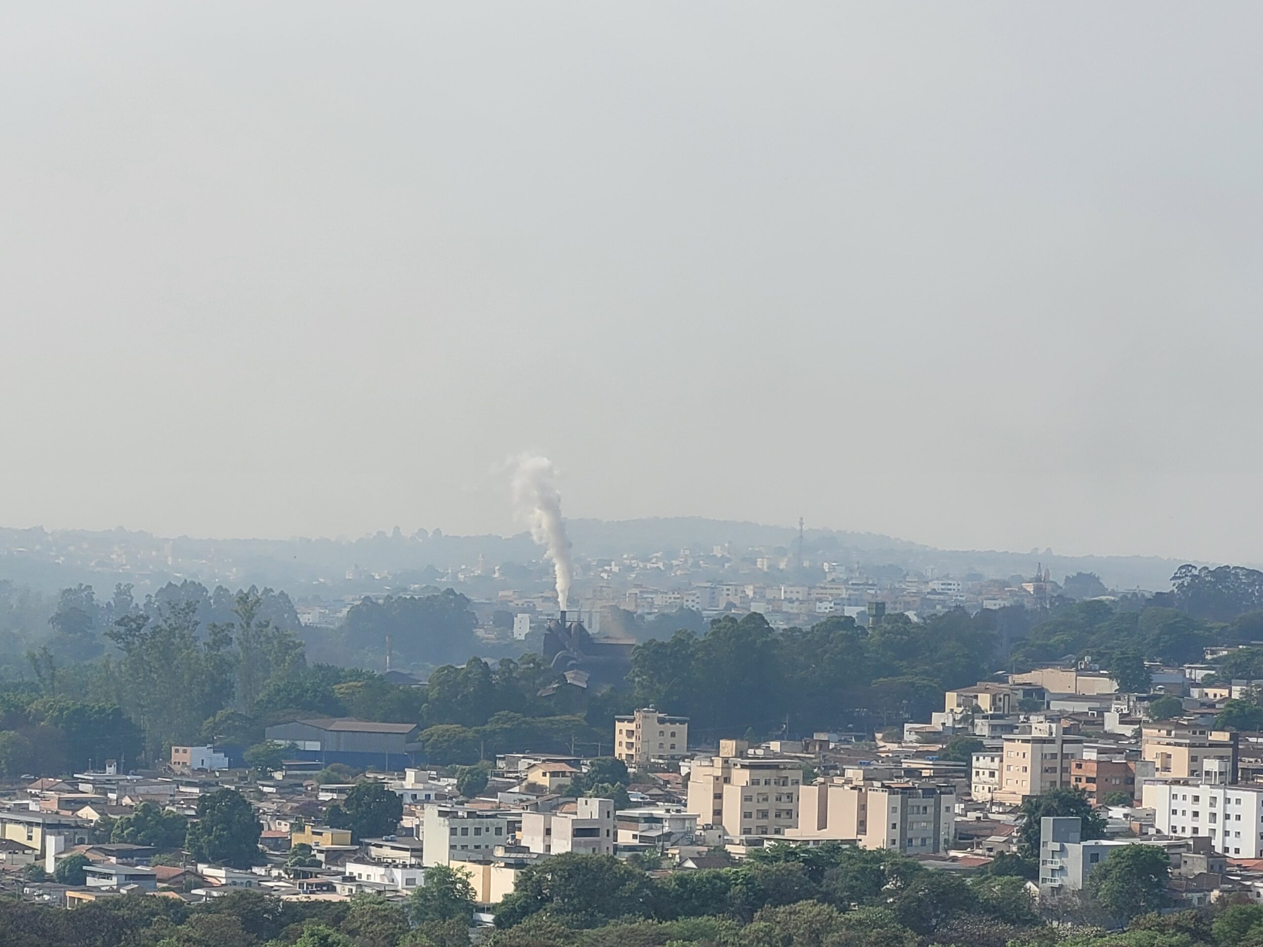 Meteorologia aponta que hoje (3), será o dia mais quente do ano em Divinópolis