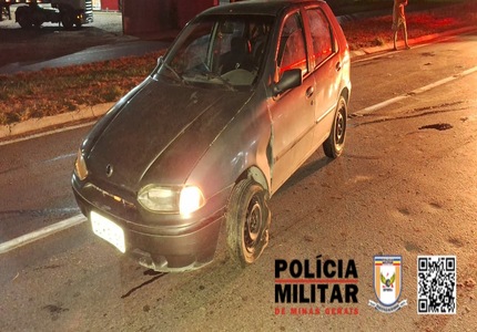 Acidente: Condutor sem habilitação bate em canteiro central na MG 050 em Divinópolis, e é preso IMG_3597