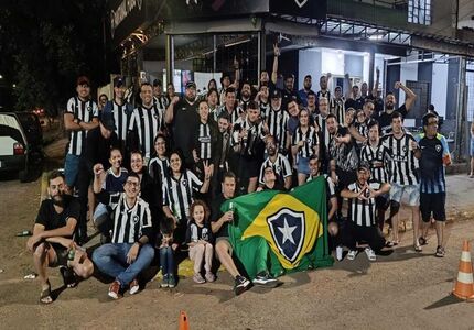 Botafoguenses no Uruguai evitam usar camisas e falar português, devido a clima de insegurança para partida contra o Penãrol pela Libertadores