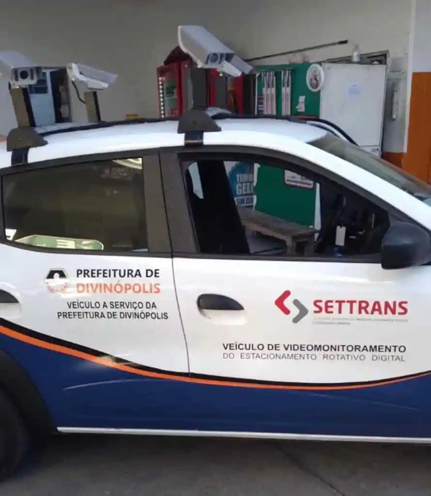 Multas de trânsito em Divinópolis aumentam 112% sob a gestão de Gleidson Azevedo com a implantação do sistema eletrônico carro da multa