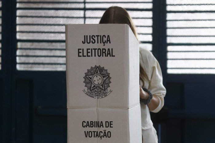 15 capitais voltam às urnas para escolher prefeitos no 2º turno; outras 36, incluindo Uberaba, definem o próximo gestor neste domingo (27)