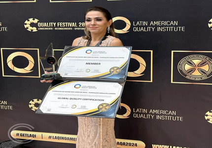 Complexo de Saúde São João de Deus recebe troféu Latin American Quality Institute (LAQI), em reconhecimento internacional de qualidade ELIS REGINA 3 (1)