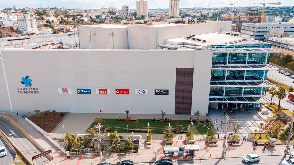 Desrespeito e descaso: Mãe denuncia discriminação contra filha autista em loja de shopping de BH
