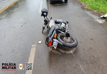 Motociclista perde o controle e tomba em rodovia de Formiga IMG_4398