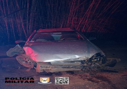 Idoso se envolve em dupla batida em rodovia de Pompéu IMG_4843