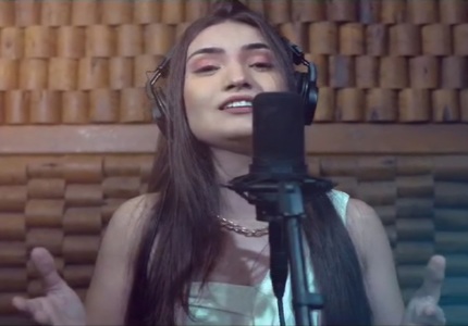 Cantora de Divinópolis, Mariana Xavier compõe e lança a música “Tenho Fé” Mariana capa site