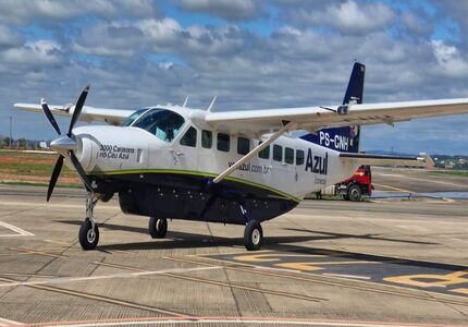 Passageiro diz ter passado perrengue em aeronave sem banheiro em voo da Azul Conecta com destino a Divinópolis; segurou muito o “número 2 e o 1”