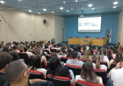 Profissionais da saúde de Divinópolis se capacitam para a temporada de combate a Chikungunya, Dengue e Zika