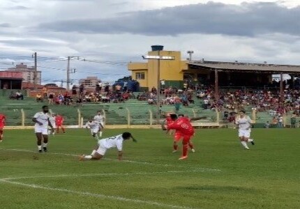 Paracatu e Guarani ficam no 1 x 1 no primeiro jogo da semifinal do Mineiro (Veja os gols) guarani capa site (1)