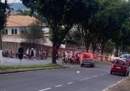Motociclista morre em Pará de Minas, após ser atingido com pedrada e bater em poste motociclista-morre-em-acidente-em-para-de-minas (1)