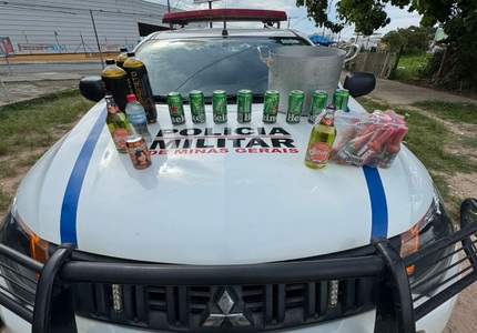 Divinópolis: Homem viciado em drogas é preso, após furtar bar no bairro Interlagos viatura pm