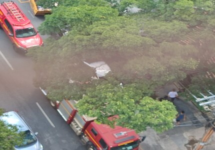 Bombeiros combatem incêndio em pão de queijaria no Centro de Divinópolis Corpo de Bombeiros na Avenida Sete de Setembro, Centro de Divinópolis (1)