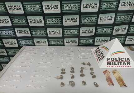 101 DÁLMATAS, digo, CRACK: Dupla suspeita de tráfico é presa em Pará de Minas após denúncia anônima IMG_6507
