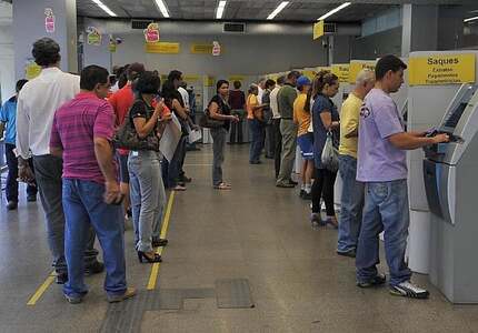 Fim de ano: bancos não funcionarão nos dias 31 de dezembro e 1º de janeiro IMG_7139