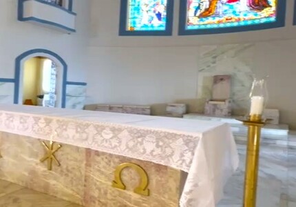 Comunidade católica de Divinópolis pede explicações sobre retirada da cruz do altar da Catedral do Divino Espírito Santo