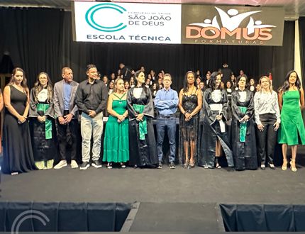 Complexo de Saúde São João de Deus (CSSJD) celebra formatura de alunas do curso técnico em enfermagem ccssjd 2