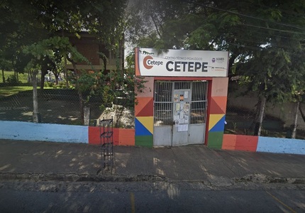 Aluno sofre traumatismo craniano ao cair de escada em escola municipal de Divinópolis