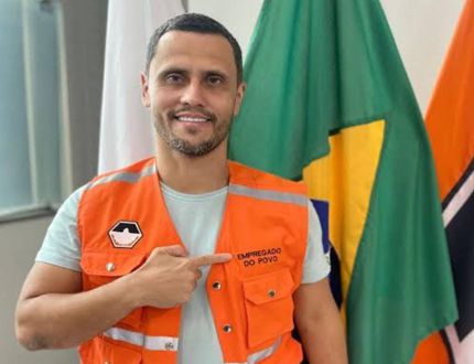 Reforma administrativa de Gleidson aumenta número de cargos nomeados na Prefeitura de Divinópolis: Partidos aliados ainda não foram contemplados Gleidson Azevedo 2