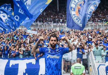 Gabigol é recebido com festa no Mineirão pela torcida cruzeirense e se torna o segundo maior salário do Brasil IMG_7495