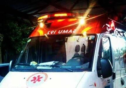 Homem cai de uma altura de 10 metros em Itaúna e outro passa mal ao ver a cena