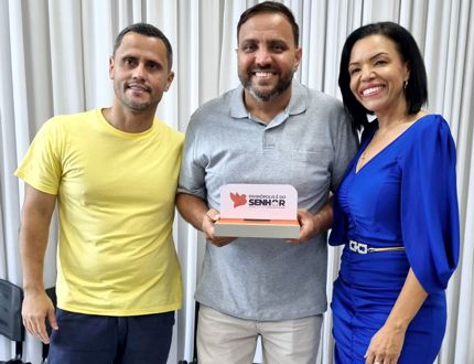 Ney Burguer, em culto ecumênico, é anunciado como novo líder do governo Gleidson na Câmara de Divinópolis Ney Burguer 2