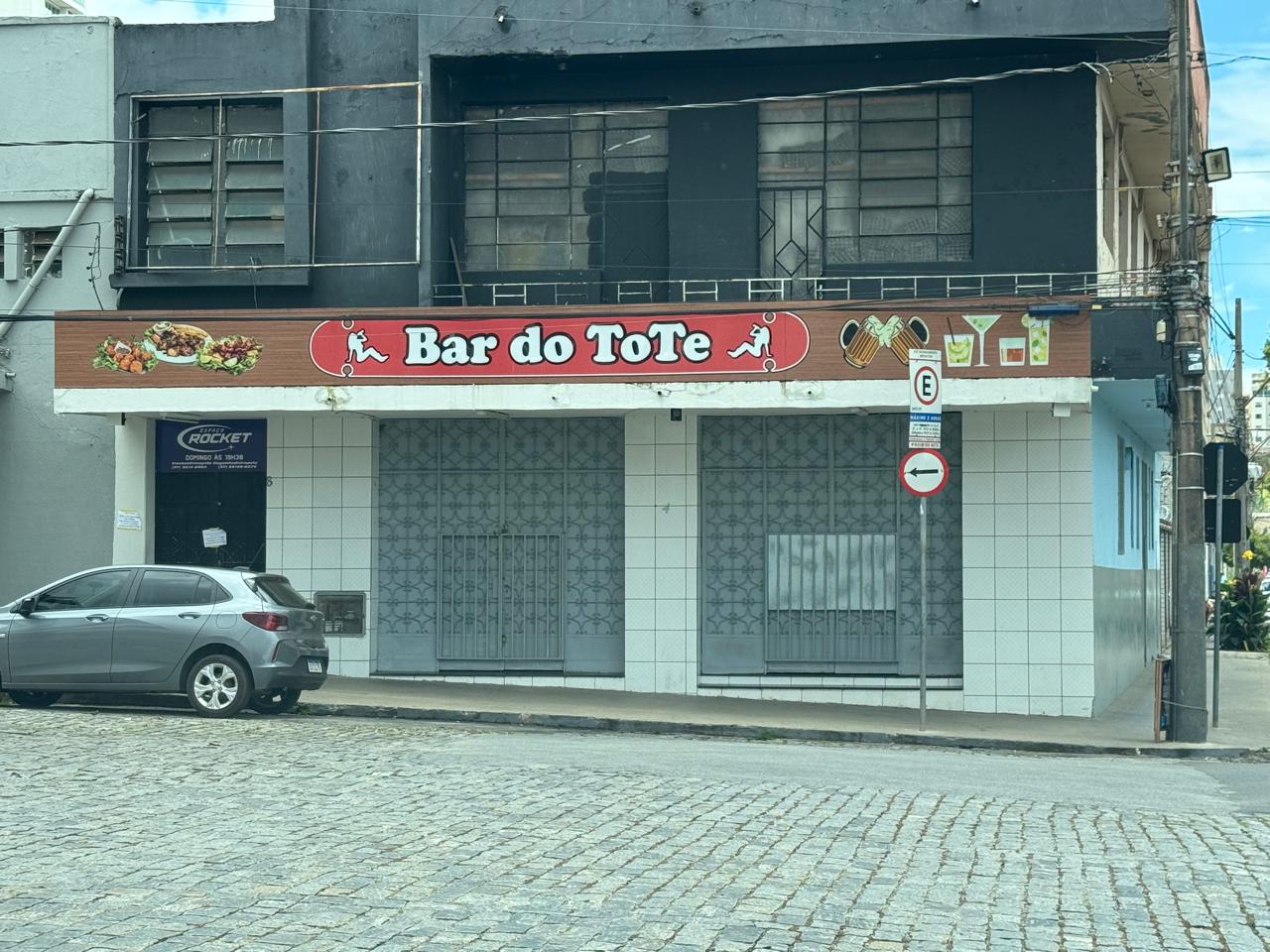 ‘Bar do Tote’, point das garotas de programa de Divinópolis, entra em férias coletivas e as deixam ao relento; “clientes sumiram e faturamento caiu”