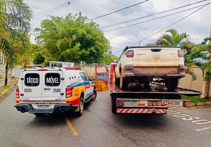 Polícia militar prende foragido em Divinópolis suspeito de furtos de veículos WhatsApp Image 2025-01-24 at 14.20.26 (1)