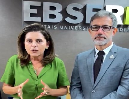 Gleide Andrade (PT) anuncia assinatura de 'Termo de Cooperação Técnica' para Hospital Regional de Divinópolis ser transformado em Hospital Universitário 100% SUS Gleide Andrade