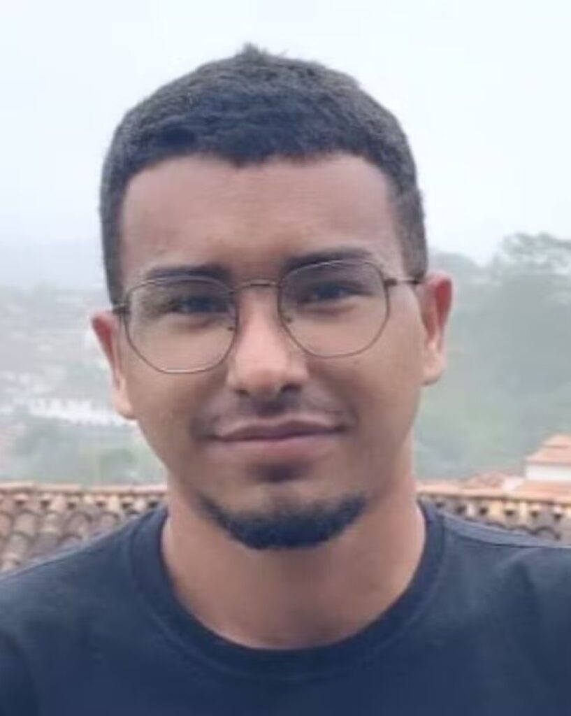 Jovem passa mal na piscina de Itaúna, é socorrido e morre após internação WhatsApp Image 2025-02-09 at 12.16.43