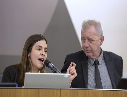 Deputada Lohanna França protocola projeto que impede pagamento de pedágio entre cidades a menos de 100 km