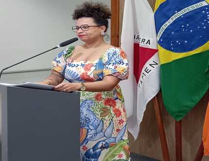 Situação crítica do Arquivo público de Divinópolis é exposto pela vereadora Kell WhatsApp Image 2025-02-25 at 14.10.44 (1)