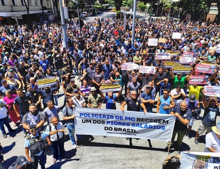 Forças de Segurança de Minas realizam protesto em BH e prometem operar apenas dentro da legalidade durante o Carnaval WhatsApp Image 2025-02-28 at 14.13.22 (1)