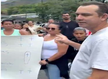 (vídeos): Mineradora Jaguar Mining, da Mina Turmalina em Conceição do Pará, trata moradores do Casquilho com indiferença e provocando revolta generalizada; não fazem nada do prometido castilho