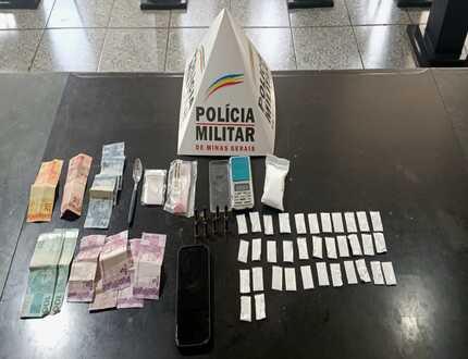 Jovem de 22 anos é preso em Pitangui por tráfico de drogas e uso de veículo clonado
