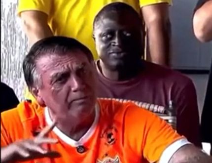 Às vésperas do Dia Internacional da Mulher, Bolsonaro faz comentários misóginos e reafirma histórico de falas machistas: “mulheres petistas são feias e incomivéis
