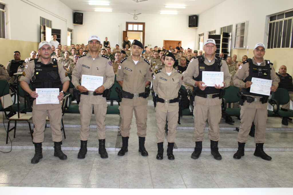 7º BPM realiza instrução operacional para aprimorar fiscalização de cargas e documentos fiscais WhatsApp Image 2025-03-19 at 12.36.41