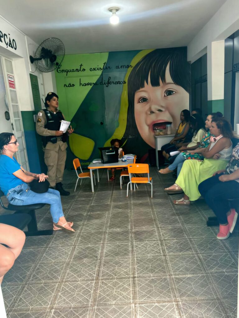 Polícia Militar em Nova Serrana intensifica ações preventivas contra violência doméstica durante o mês da mulher WhatsApp Image 2025-03-21 at 10.32.03