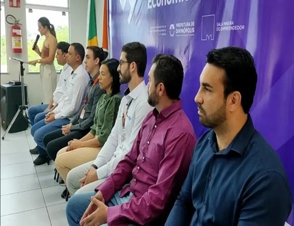 Parceria entre Sebrae e Sicoob Divicred ampliam formação empreendedora para jovens WhatsApp Image 2025-03-25 at 11.16.30 (1)