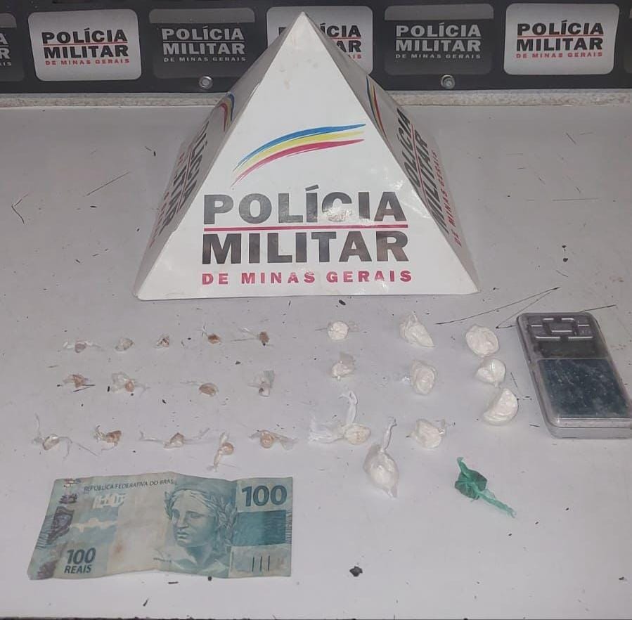 Adolescente é apreendido por tráfico de drogas durante operação policial