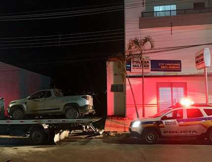 Polícia Militar recupera caminhonete clonada e prende suspeito em Leandro Ferreira WhatsApp Image 2025-03-27 at 10.48.52 (1)