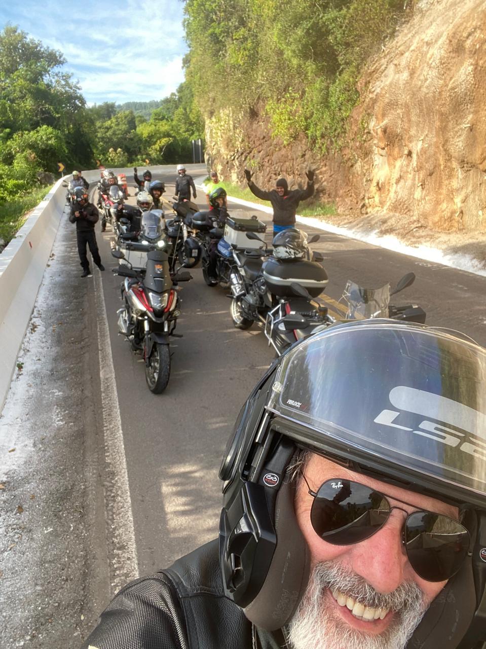 Vídeos e fotos: Após 10 dias, “Expedição Serras do Sul” está retornando à Divinópolis: “Está sendo a melhor que participamos”, dizem motociclistas