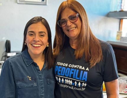 Lohanna destina R$ 107 mil para escola estadual em Divinópolis e visita obras de reforma e inclusão Lohanna 2