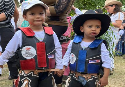 Rancho do Peãozinho abre oficialmente as montarias em carneiros na Divinaexpo 2025 Rancho do Peãozinho - capá 3