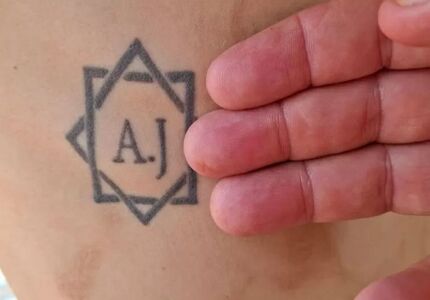 DIA DO TRABALHO: Homossexual escravizado e tatuado com iniciais de torturadores é resgatado após 9 anos de abusos físicos, sexuais e psicológicos, em Minas